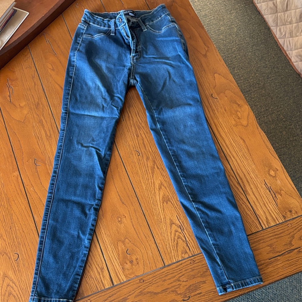 Women's Skinny Leg Jeans